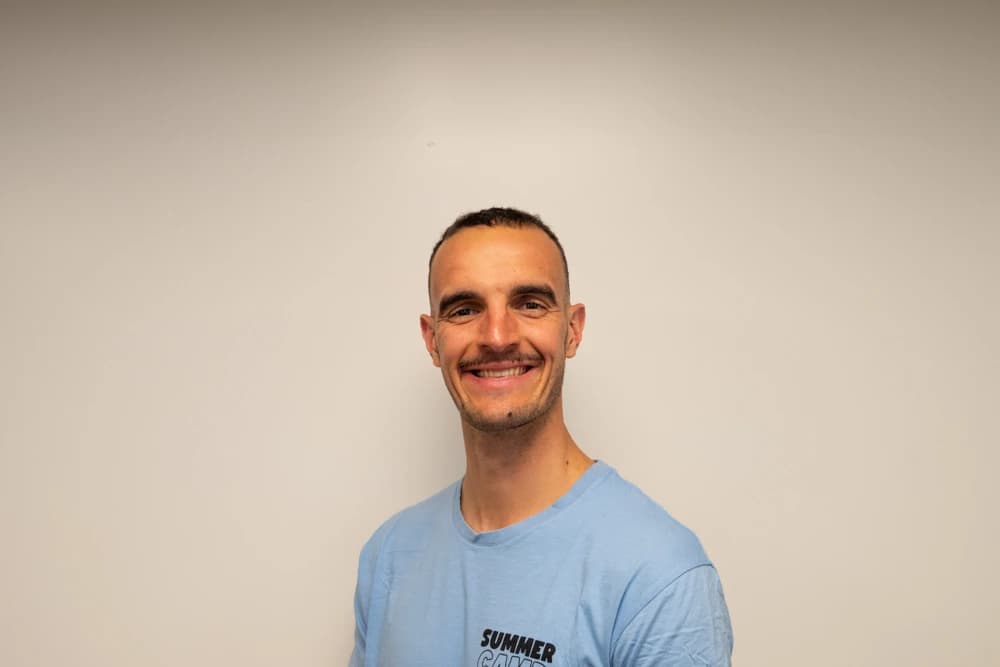 Mischa Riesen — Administration